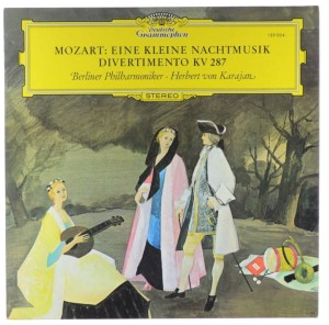 Mozart - Karajan - Eine Kleine Nachtmusik / Divertimento KV 287
